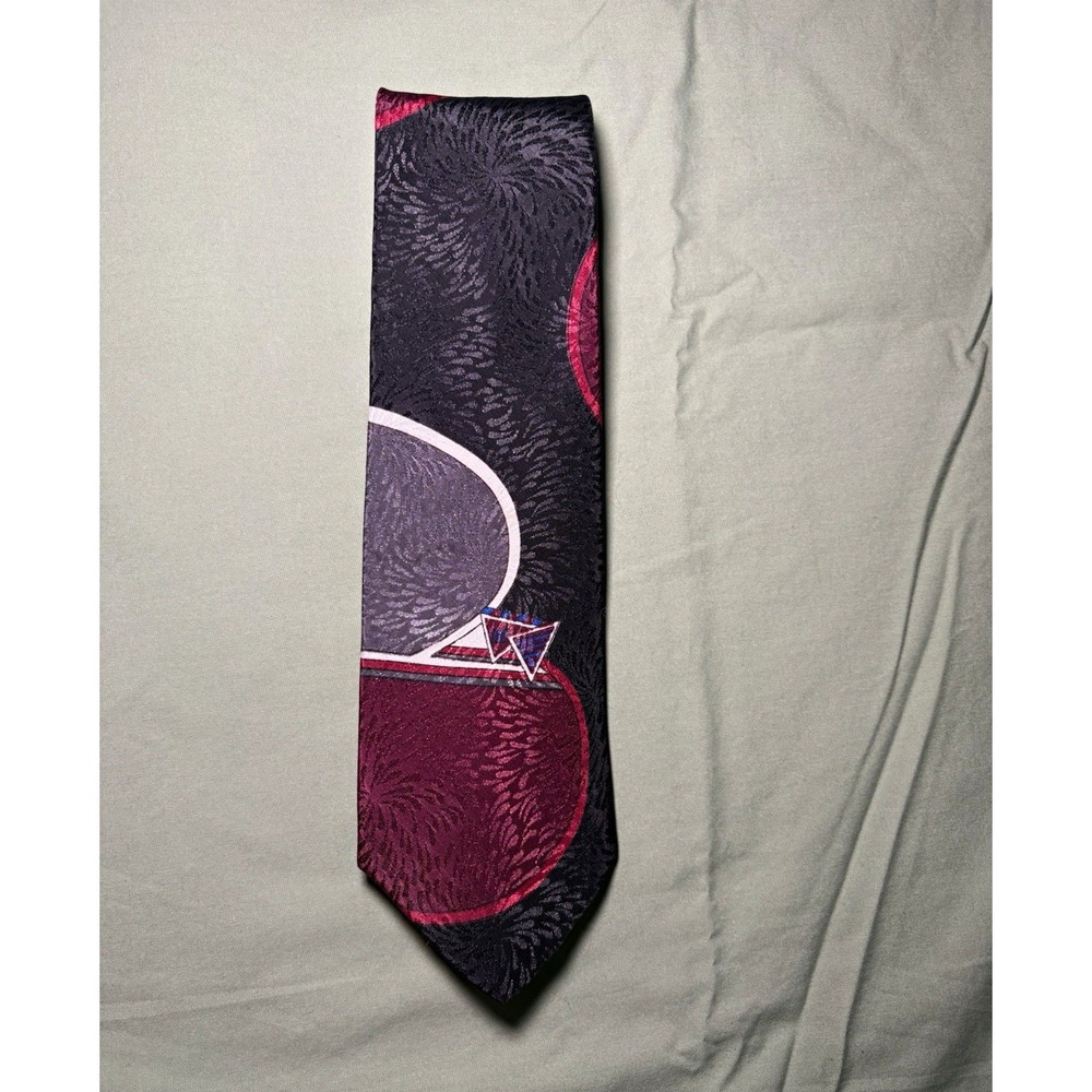 Buscati Men's Silk Jacquard Geometric Pointed Tie Logo Black Burgundy Gray